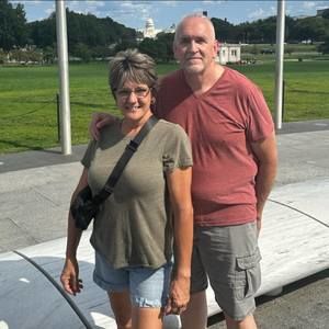 Meet your Posher, Debbie